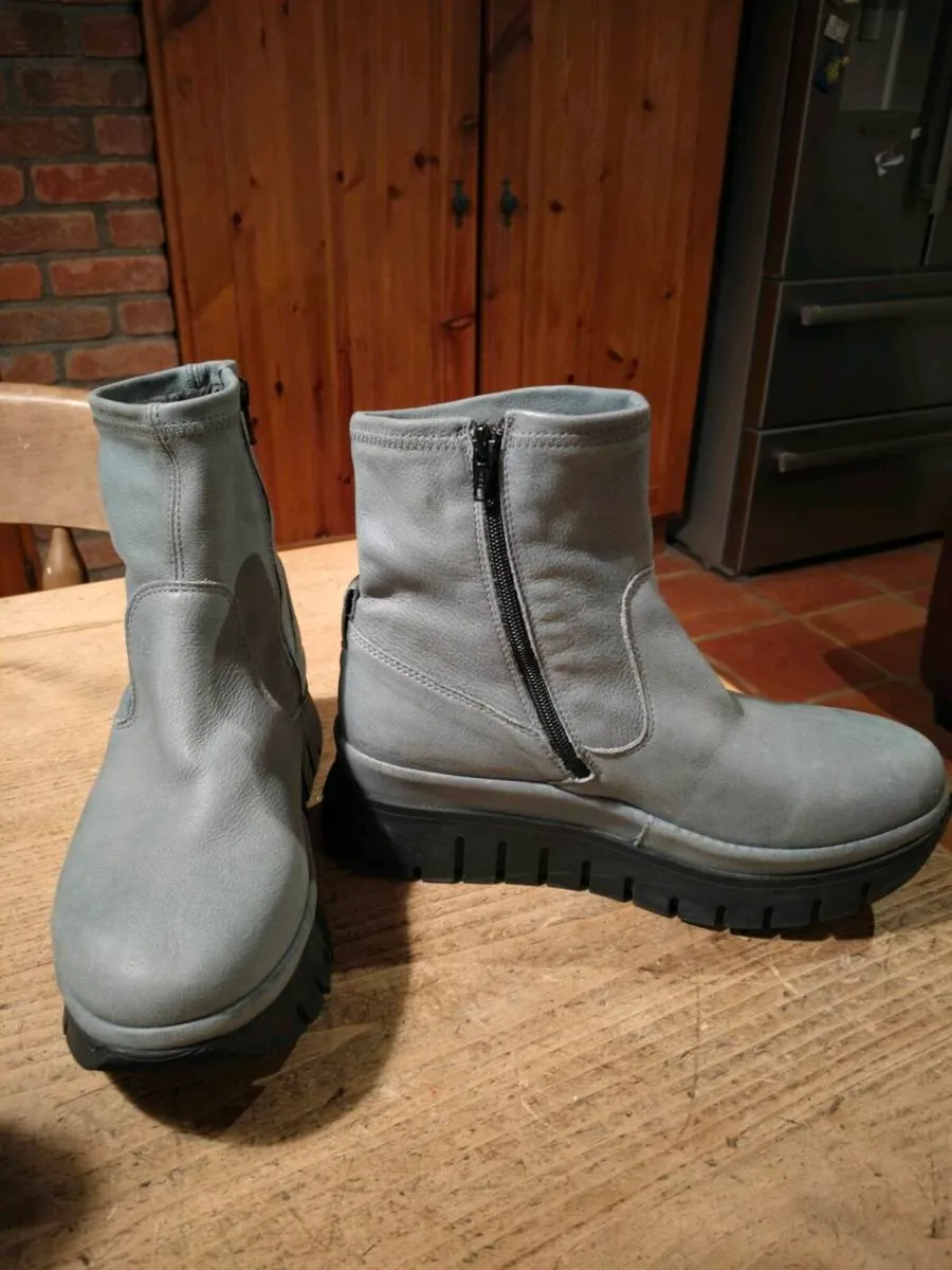 Fly London Diesel gray Ankle boots. High quality b - Image 2