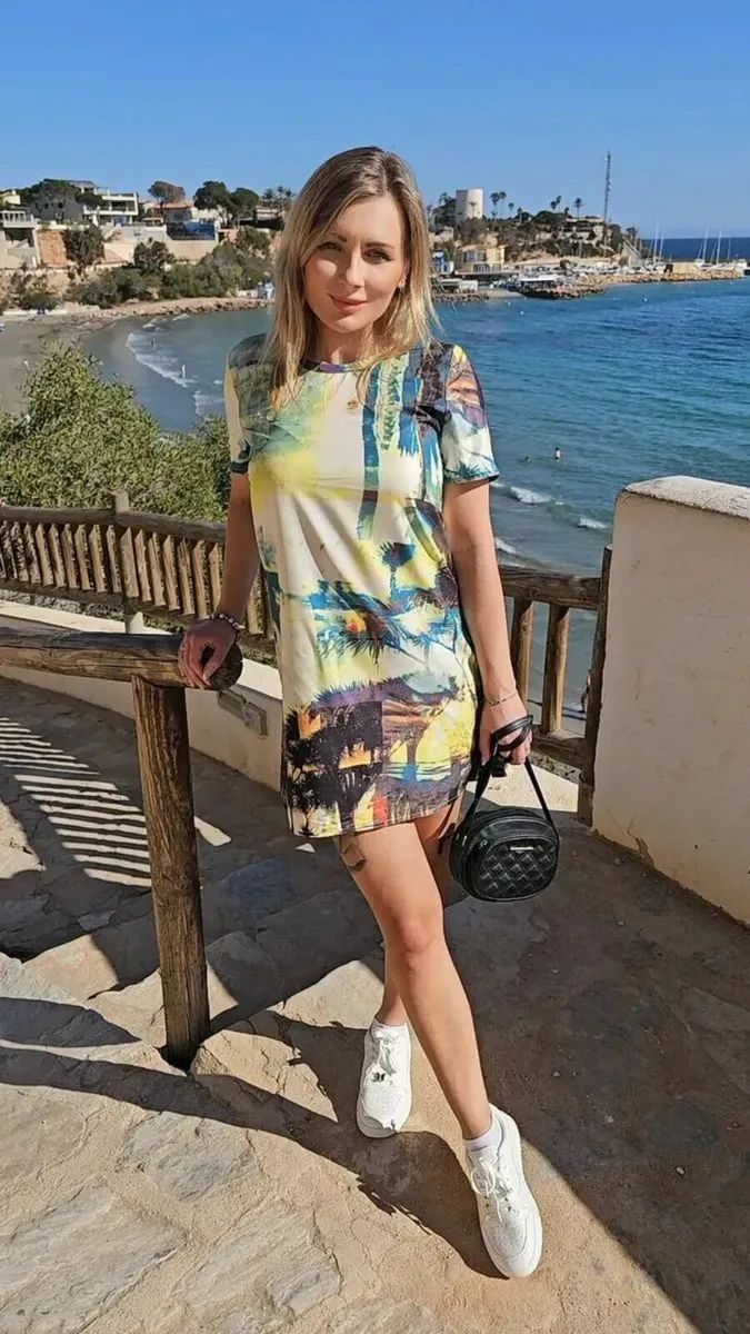 Sunset dress 6-8 - Image 3