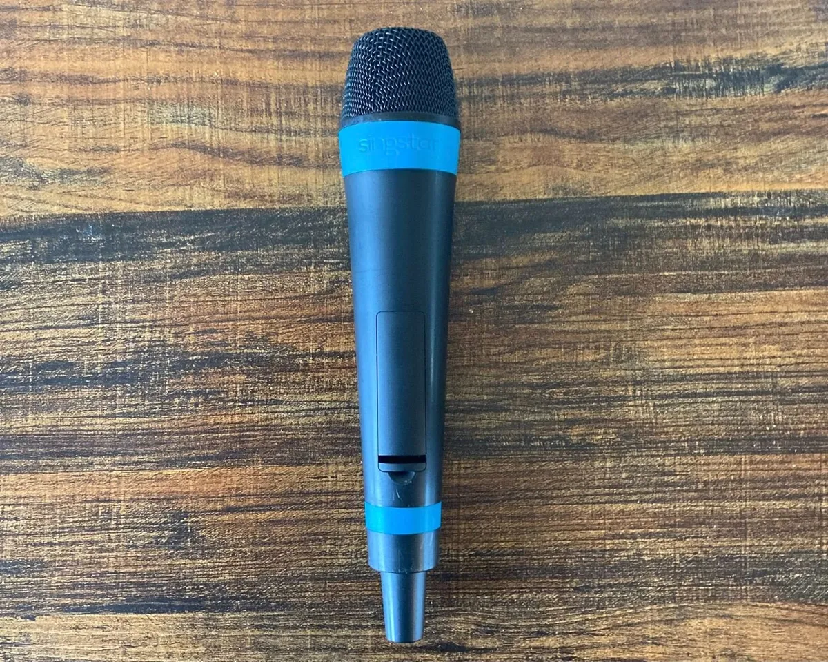 SingStar Wireless Microphones + Receiver (PS) - Image 2