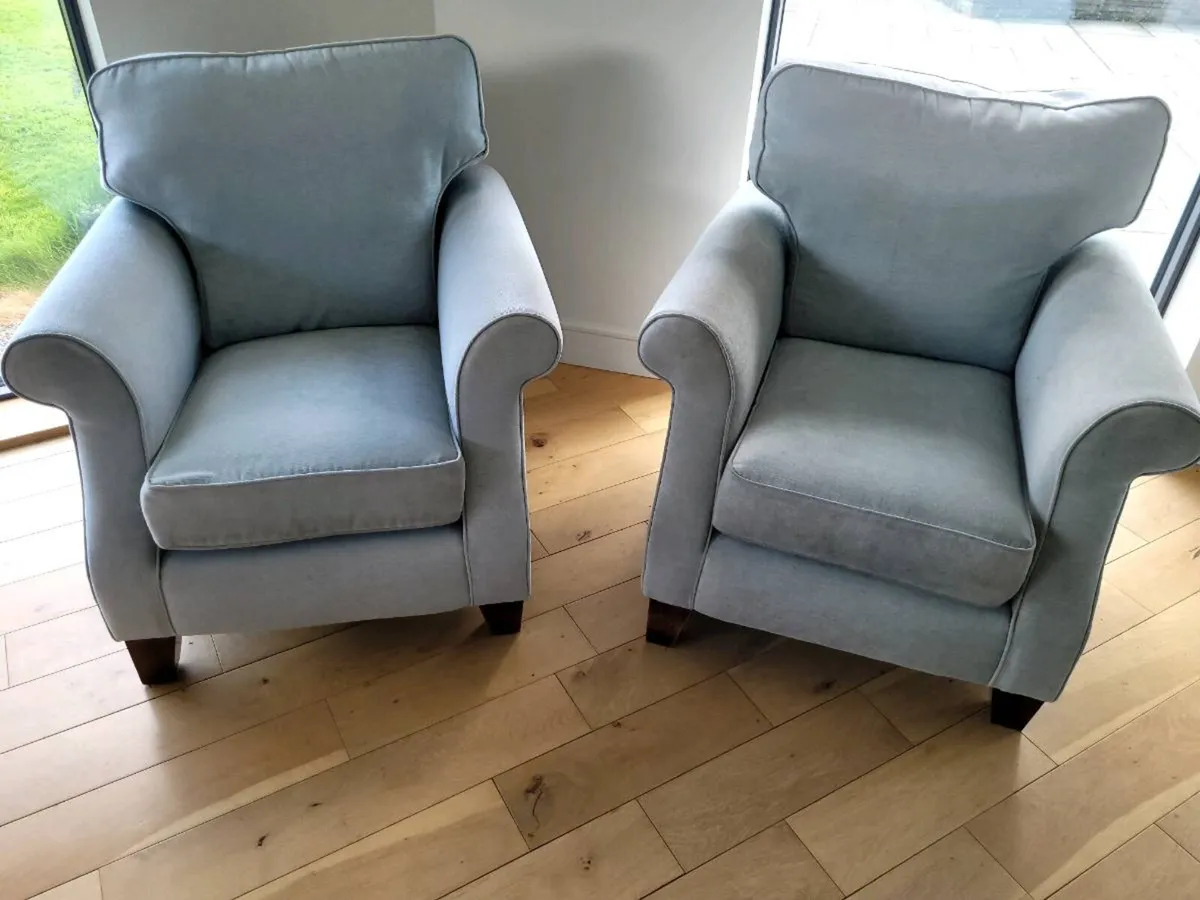 Pair of matching armchairs from Caseys - Image 4
