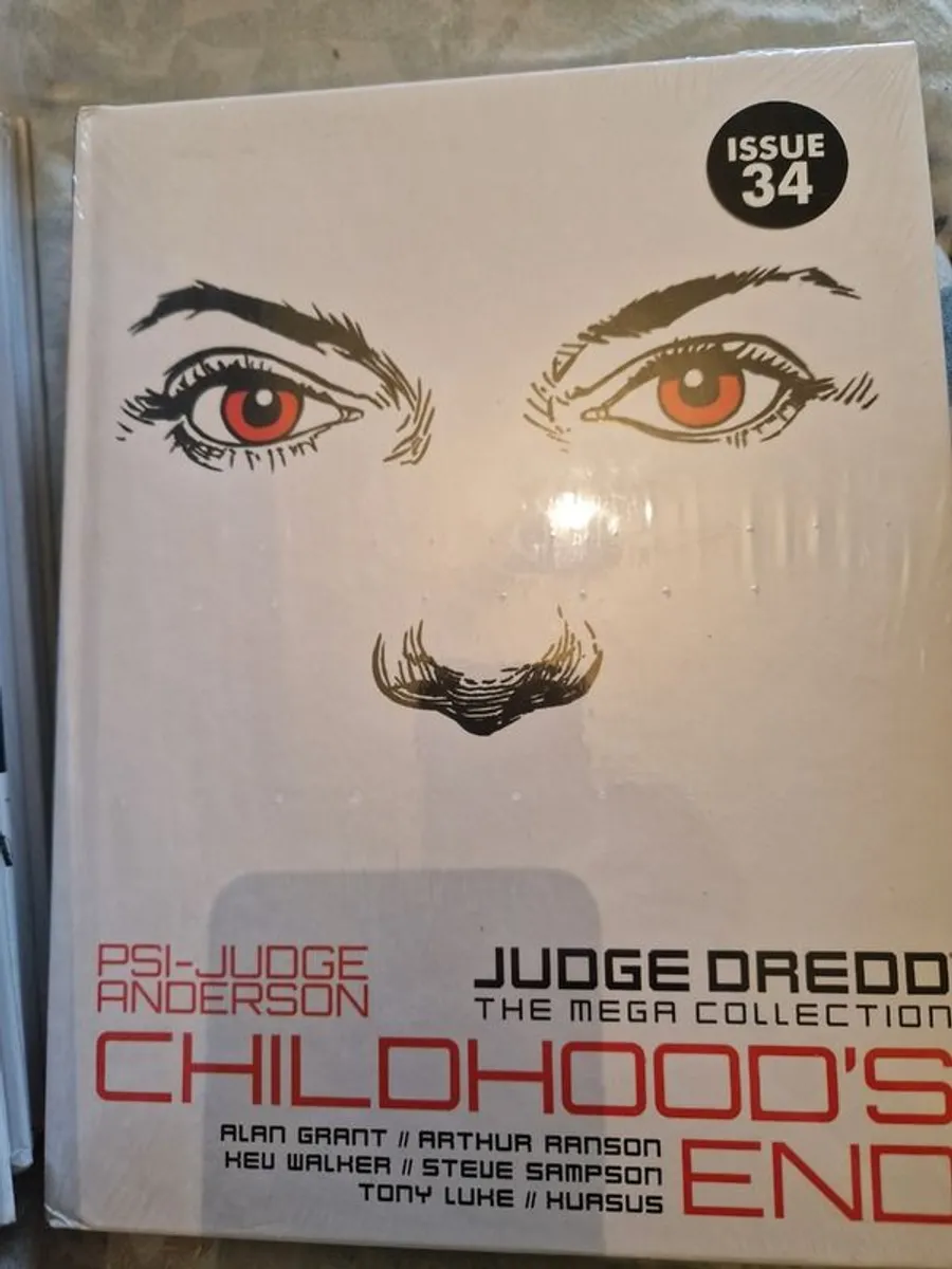 Hardback Judge Dredd Books - Image 3