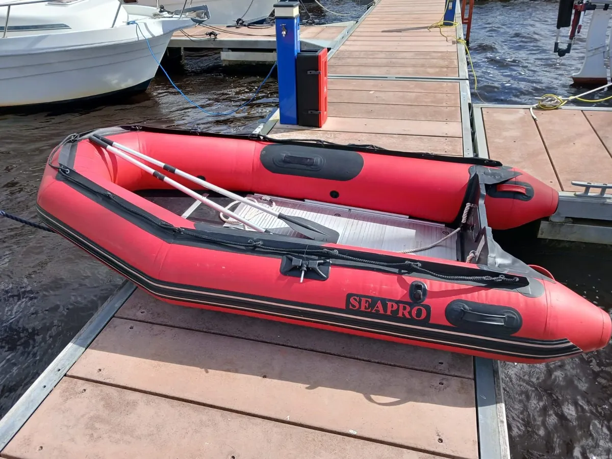 Inflatable dinghy - Image 1