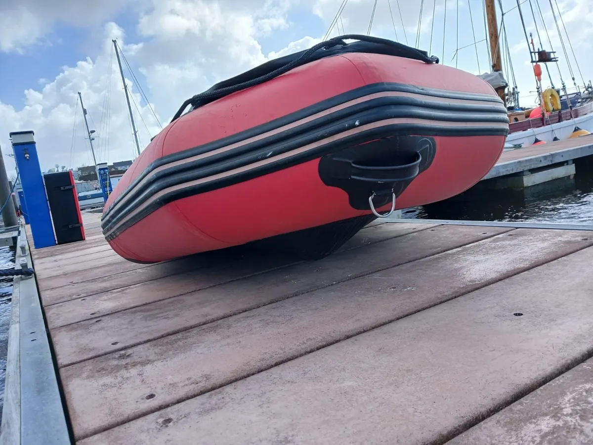 Inflatable dinghy - Image 4