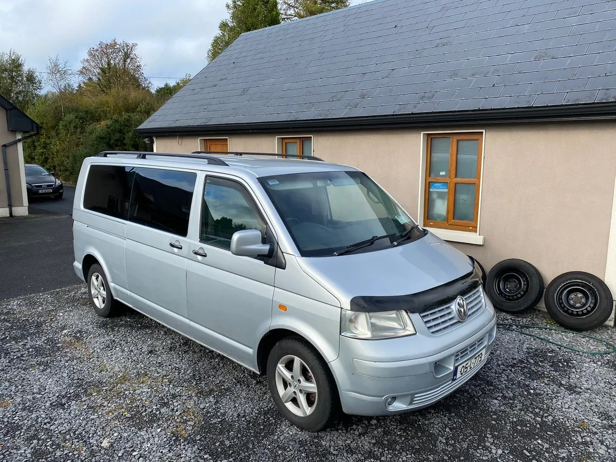 Camper van - Image 1