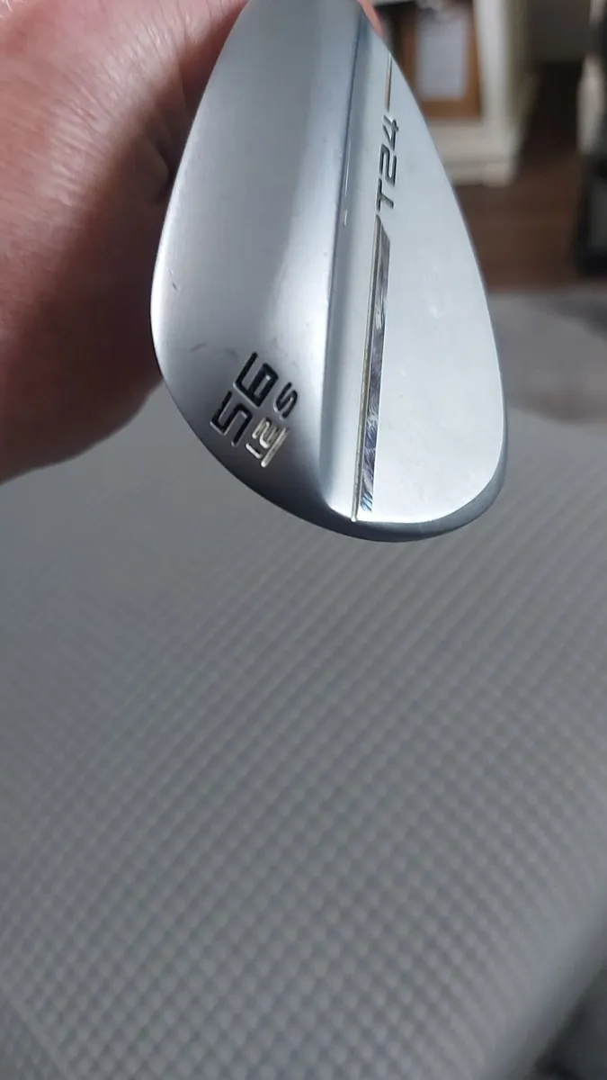 Mizuno t24 56 deg wedge - Image 4