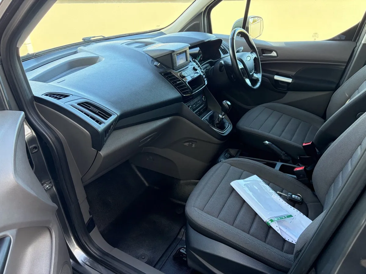 Ford transit connect - Image 4