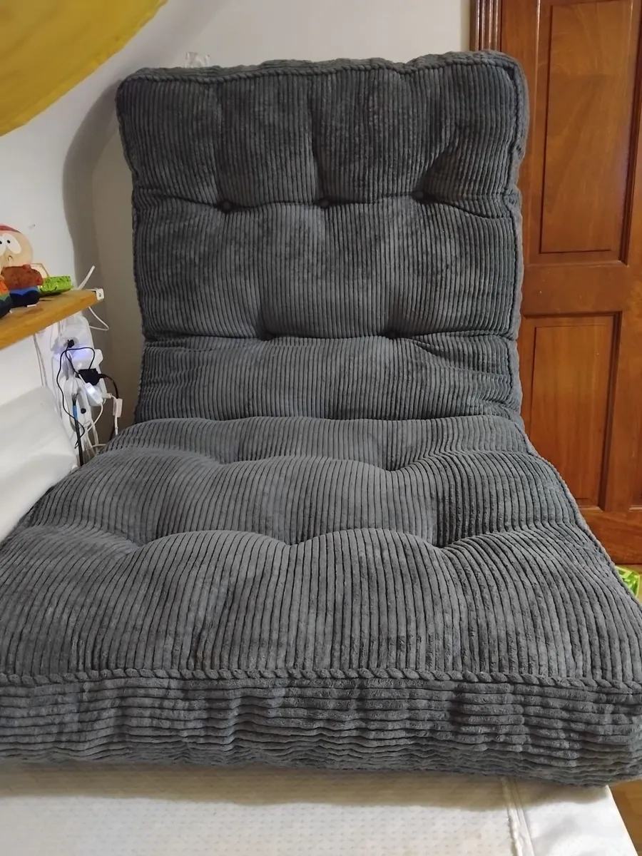 Extra thick futon - Image 1