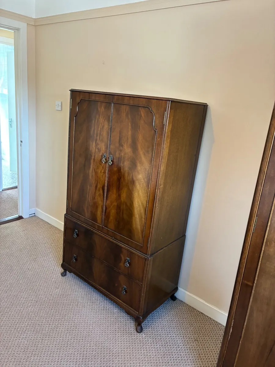 Bedroom furniture - Image 3