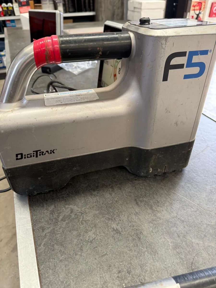 Tracking system for directional drill