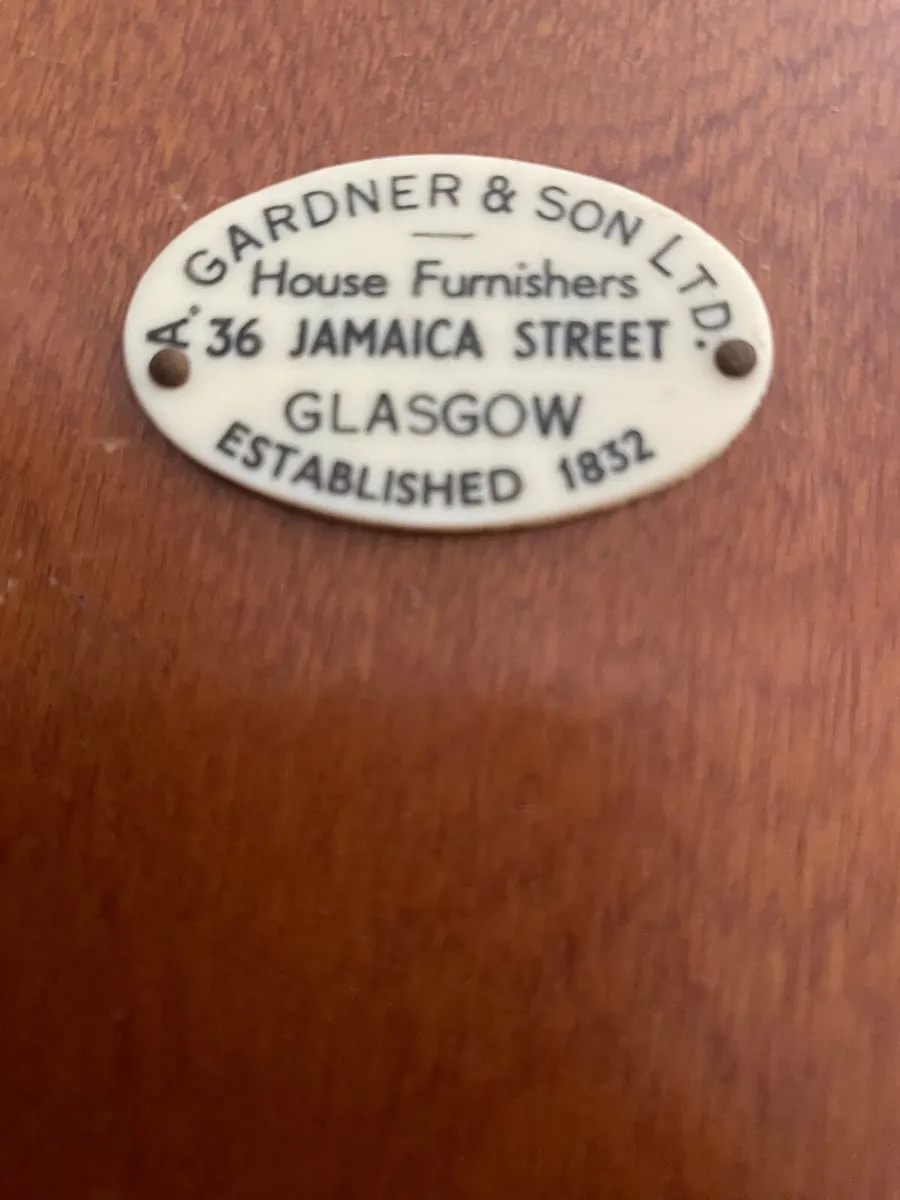 Bedroom furniture - Image 2