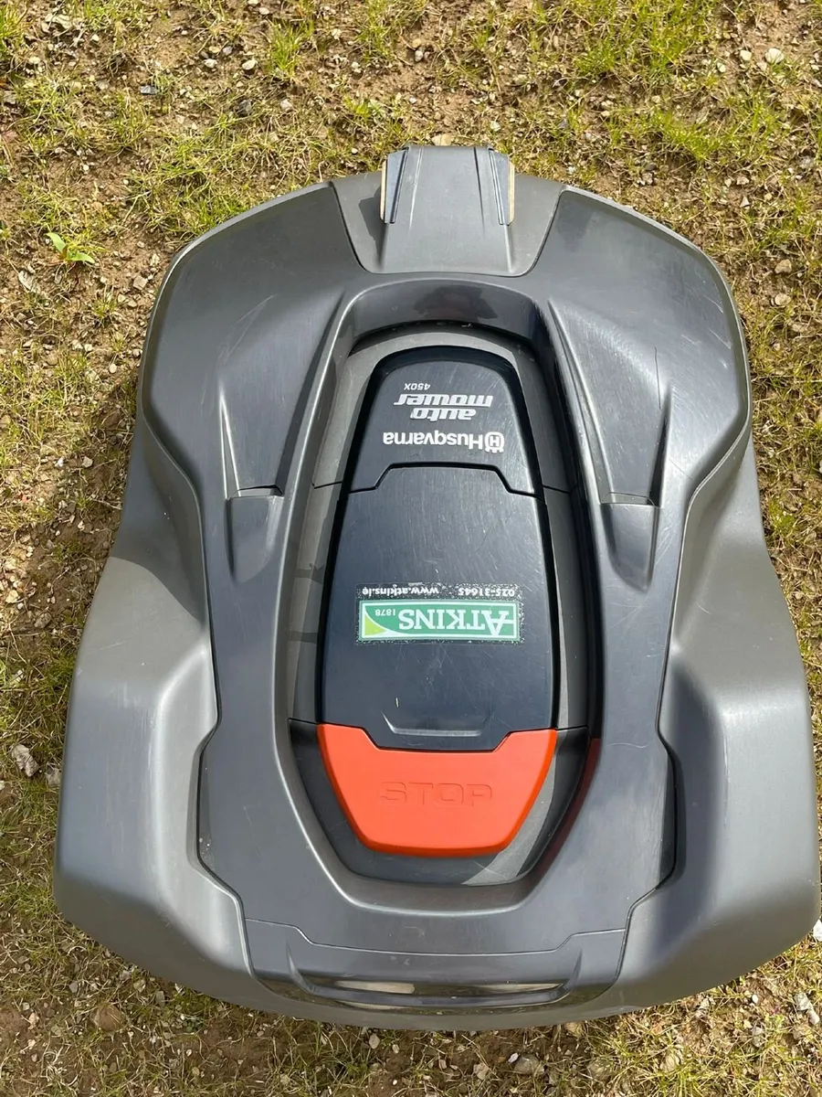 Husqvarna 450X Robot Lawnmower - Image 2