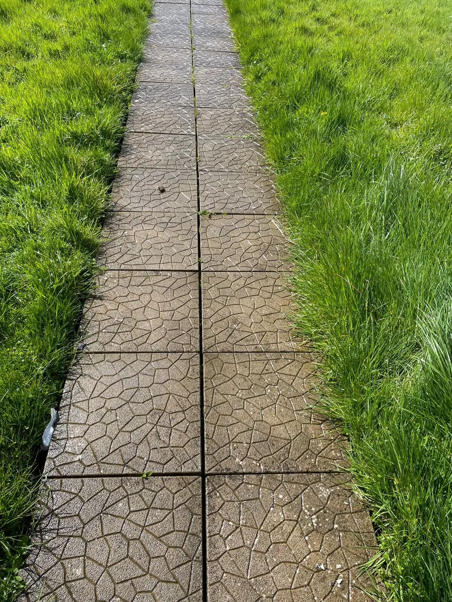 Paving Slabs - Image 2