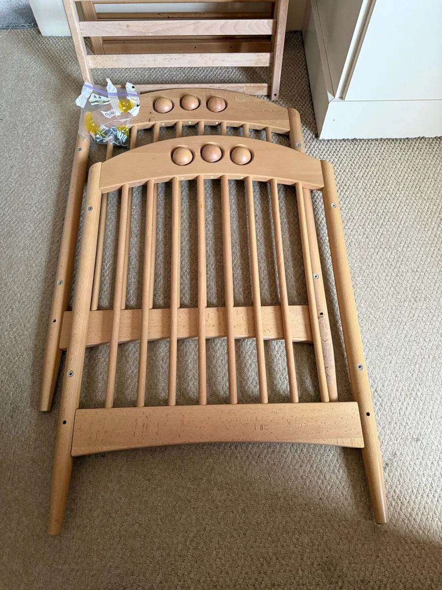 Mamas & Papas Cot Bed Set - Image 3