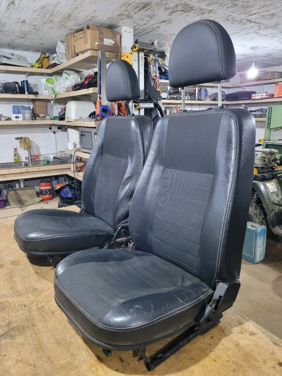 Landrover Defender Puma 90/110 XS front seats - Image 1