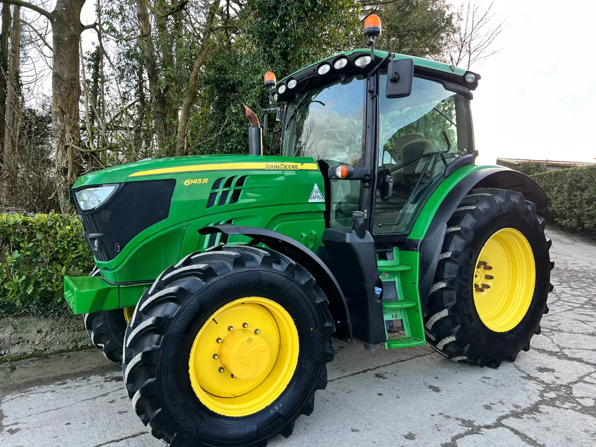 2017 John Deere 6145R - Image 3