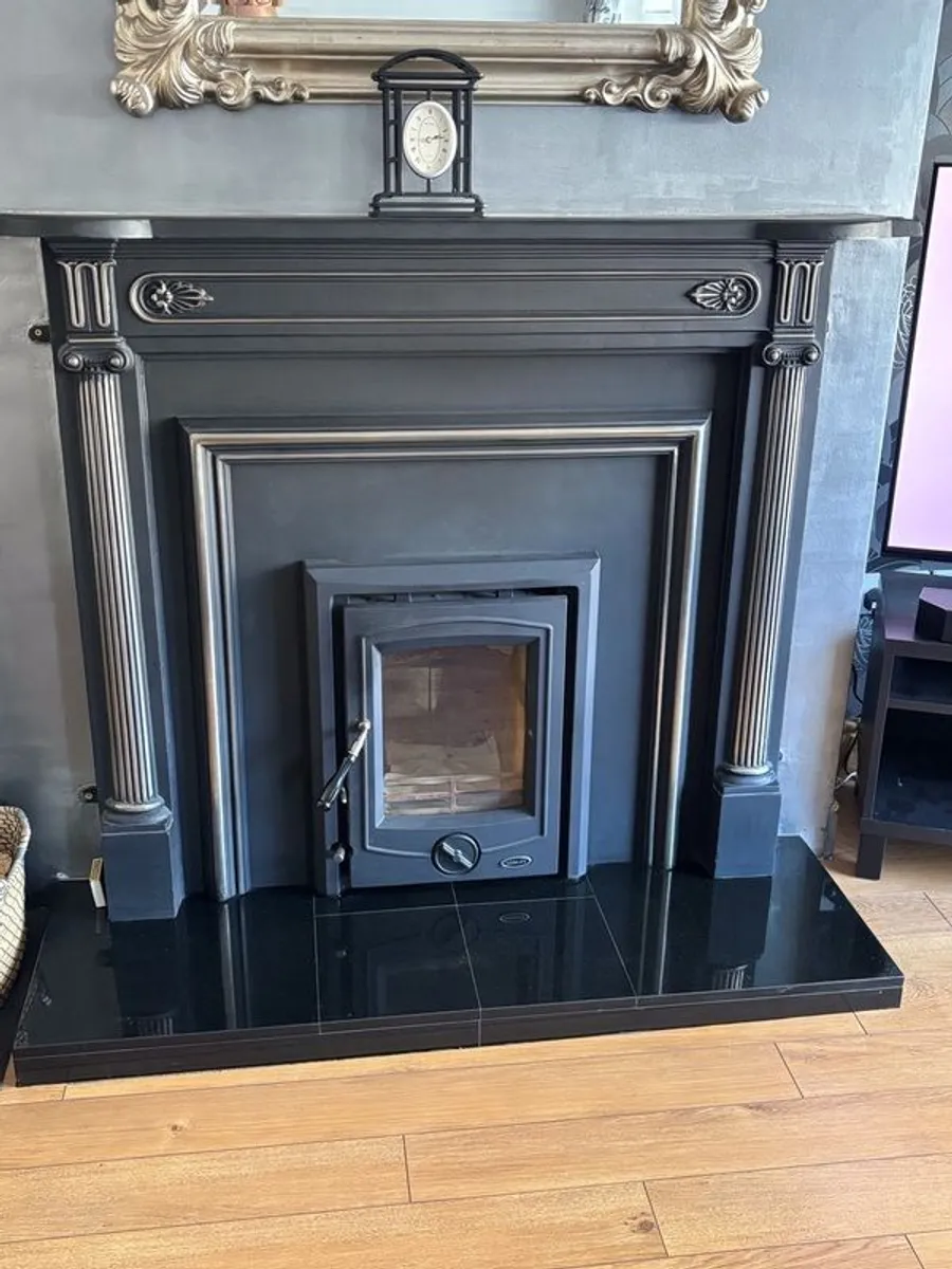 Fireplace and stove - Image 4