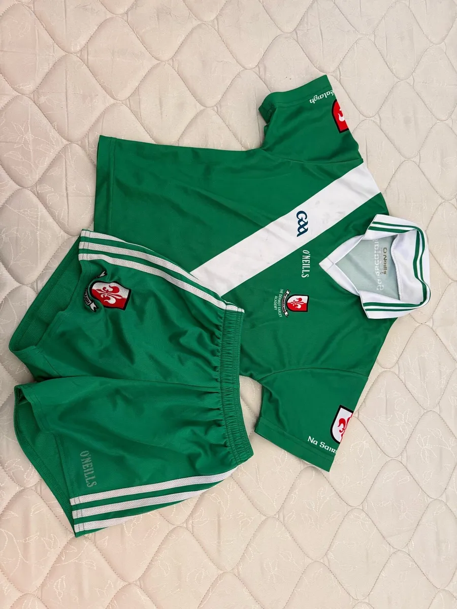 Newbridge Sarsfields GAA Kits - Image 1