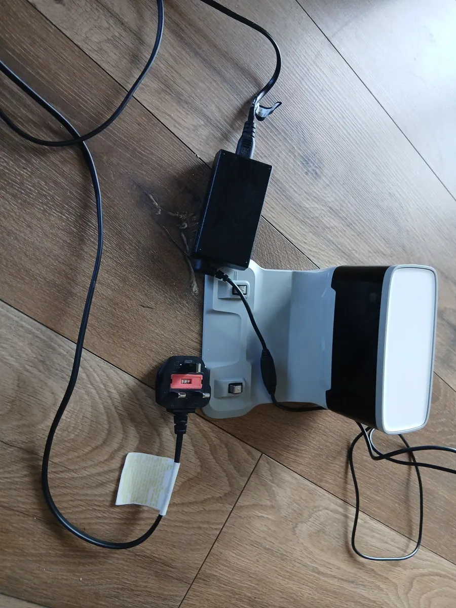 Samsung jet bot robot vacuum - Image 3