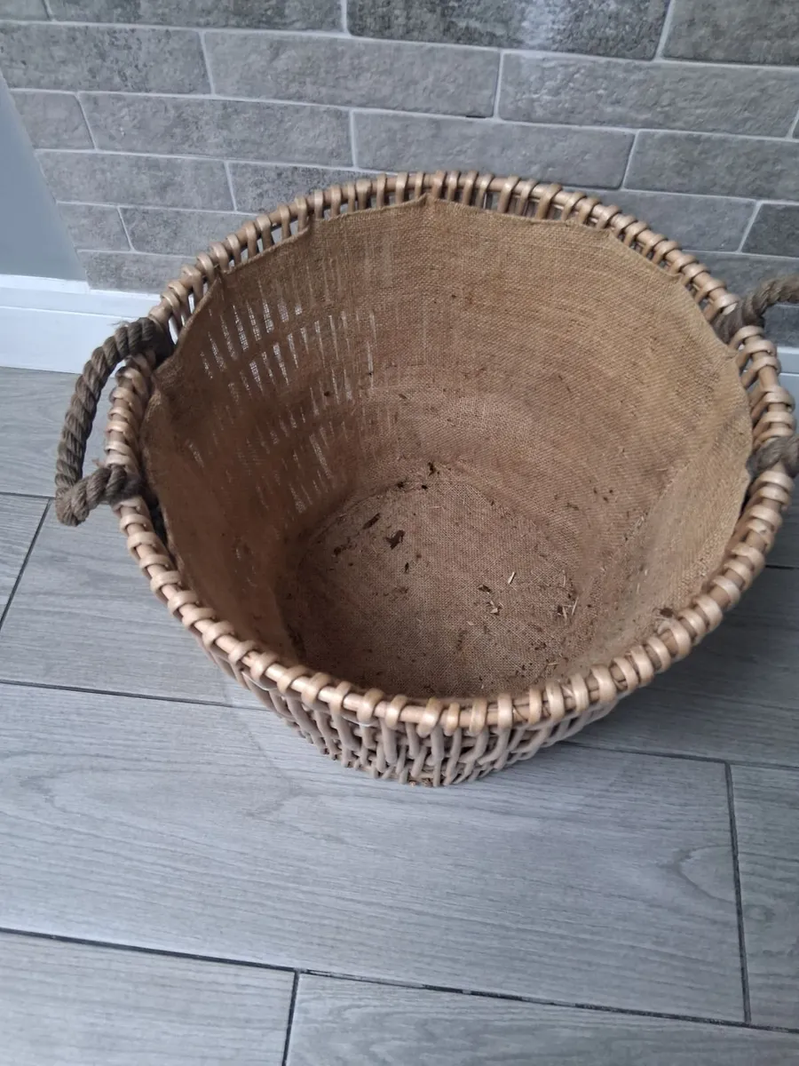 Wicker basket - Image 2