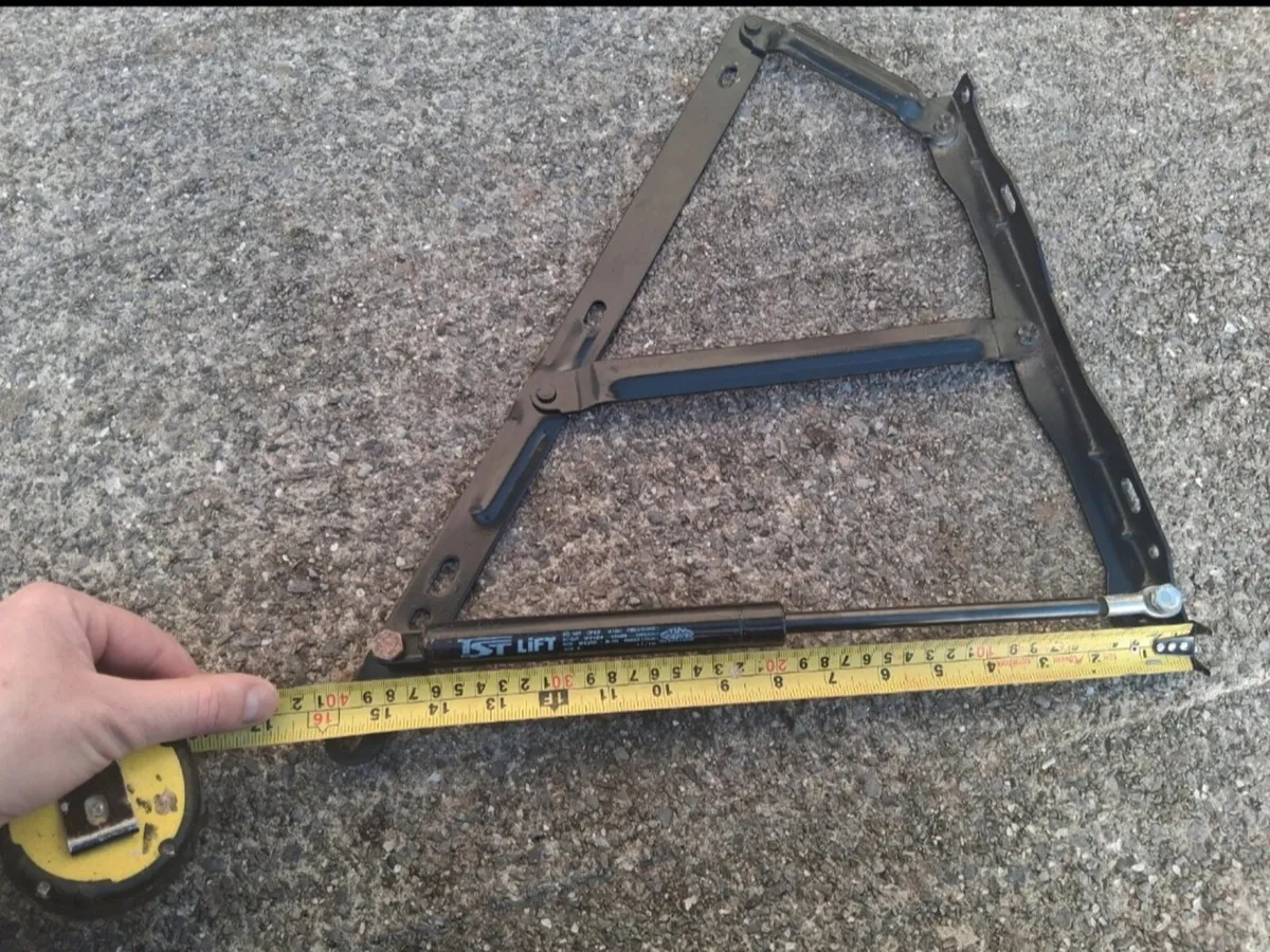 Bed hinges - Image 1