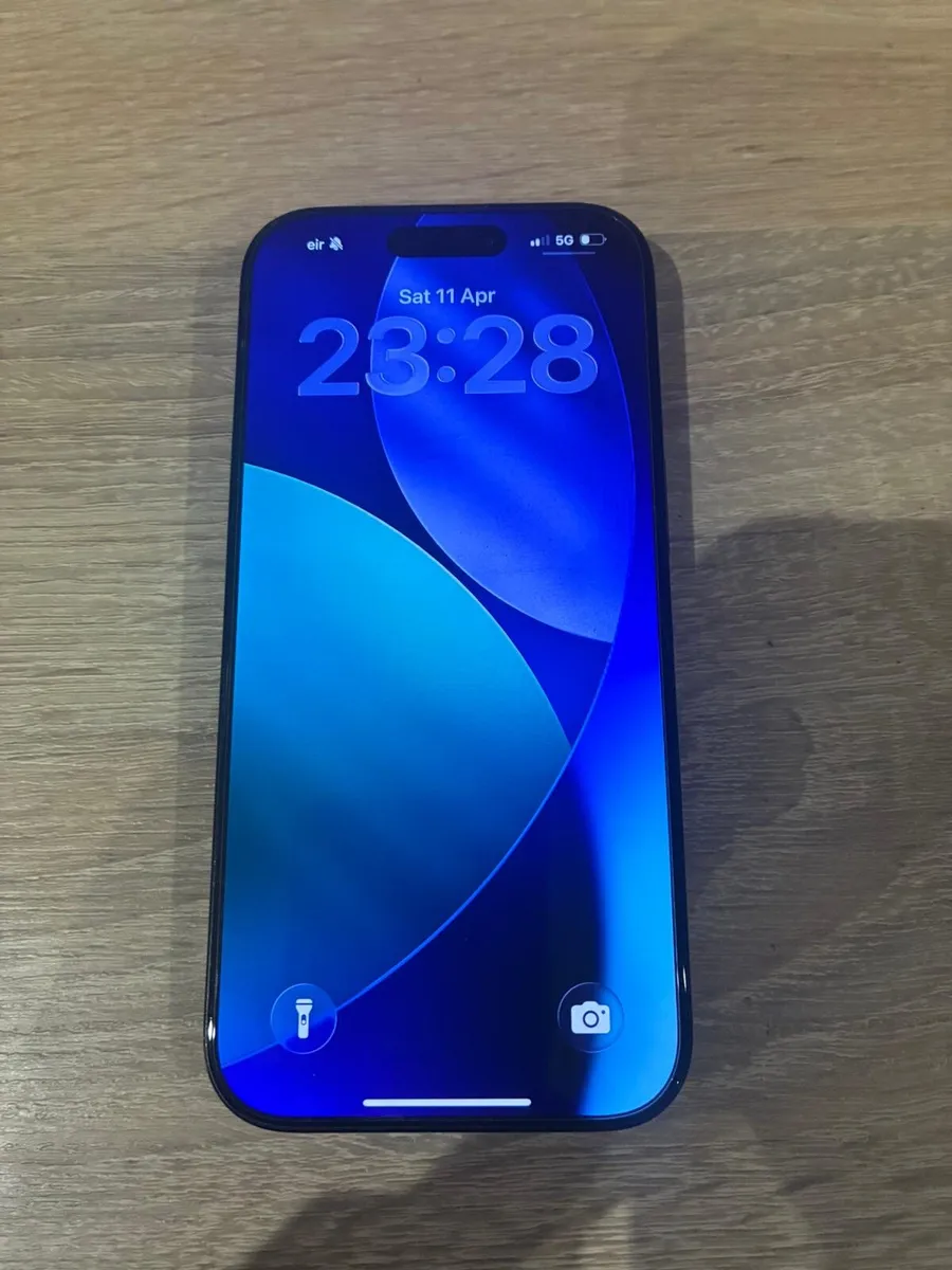 Apple iPhone 16 Pro - Image 3