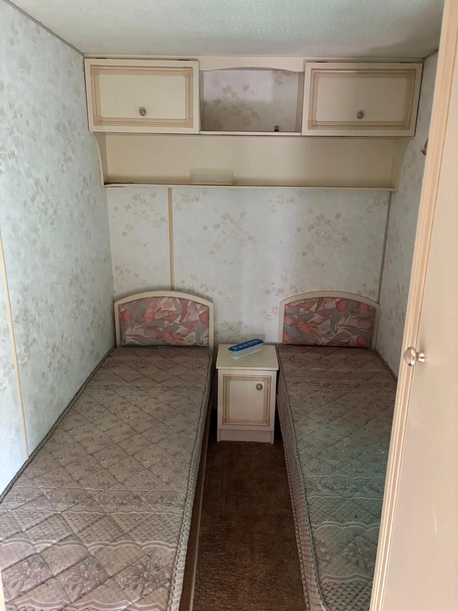 Mobile Home - Image 3