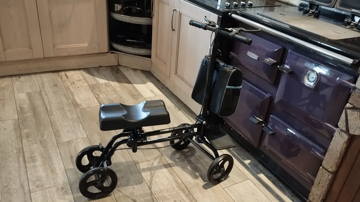 Knee walker - Image 1