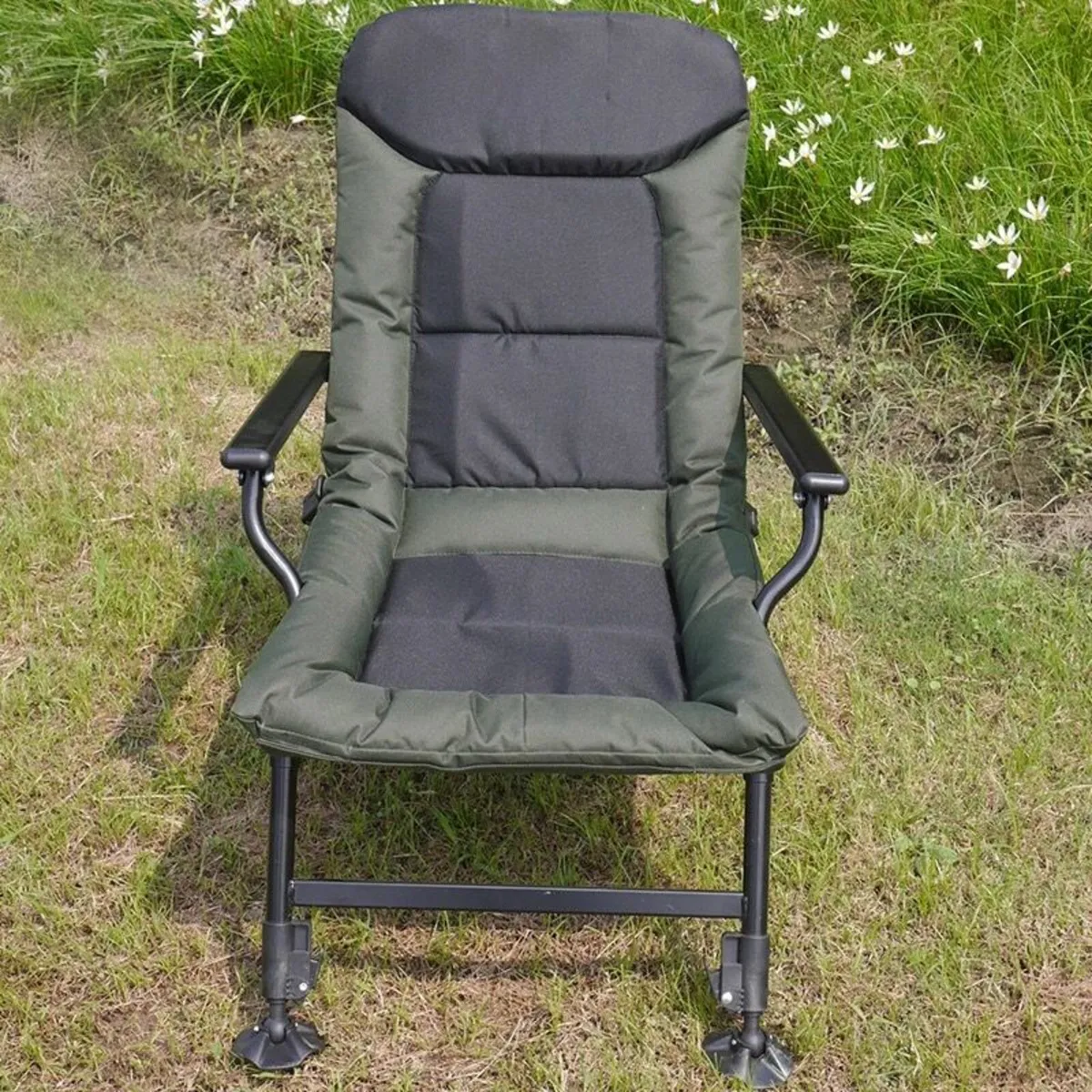 Folding carp fishing chair - Image 4