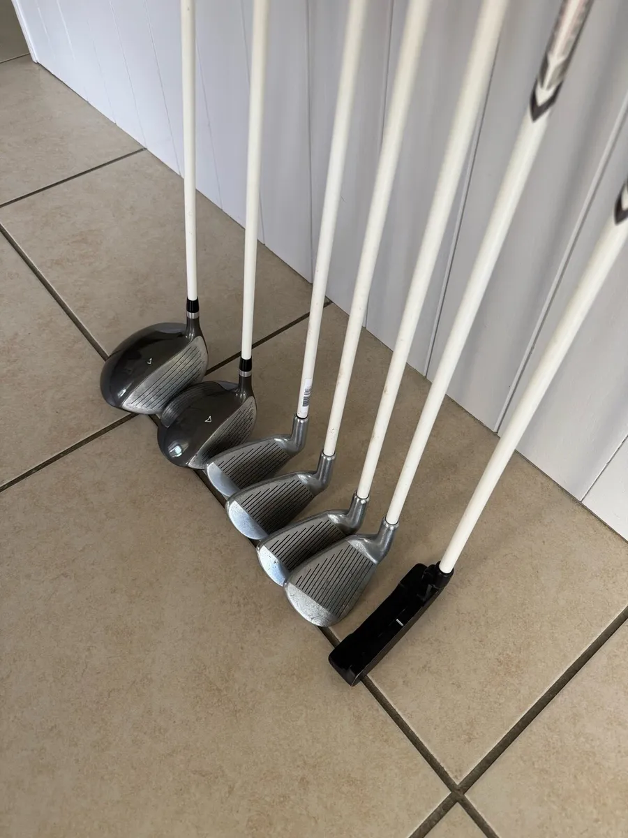 Wilson Deep Red Kids set (No Bag incl) - Image 3