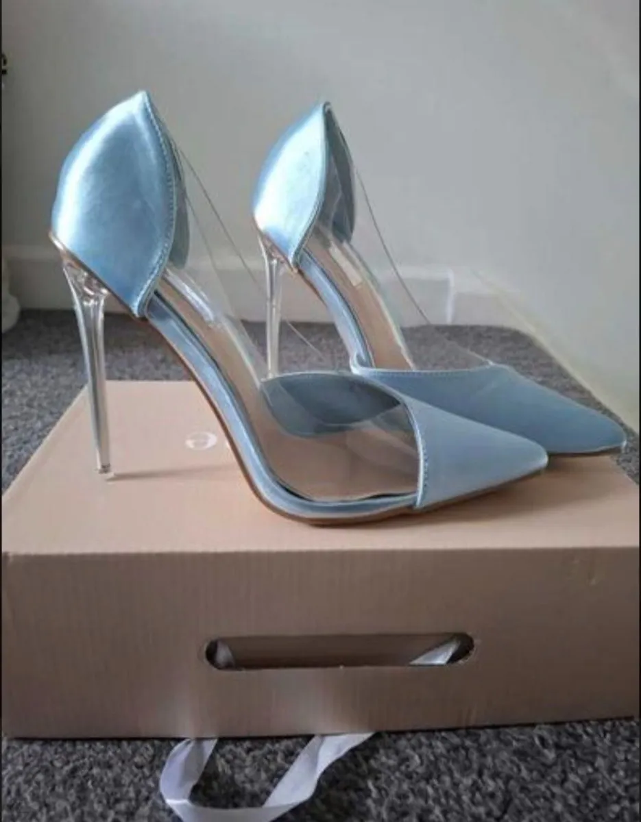 Womens shoes - Image 2