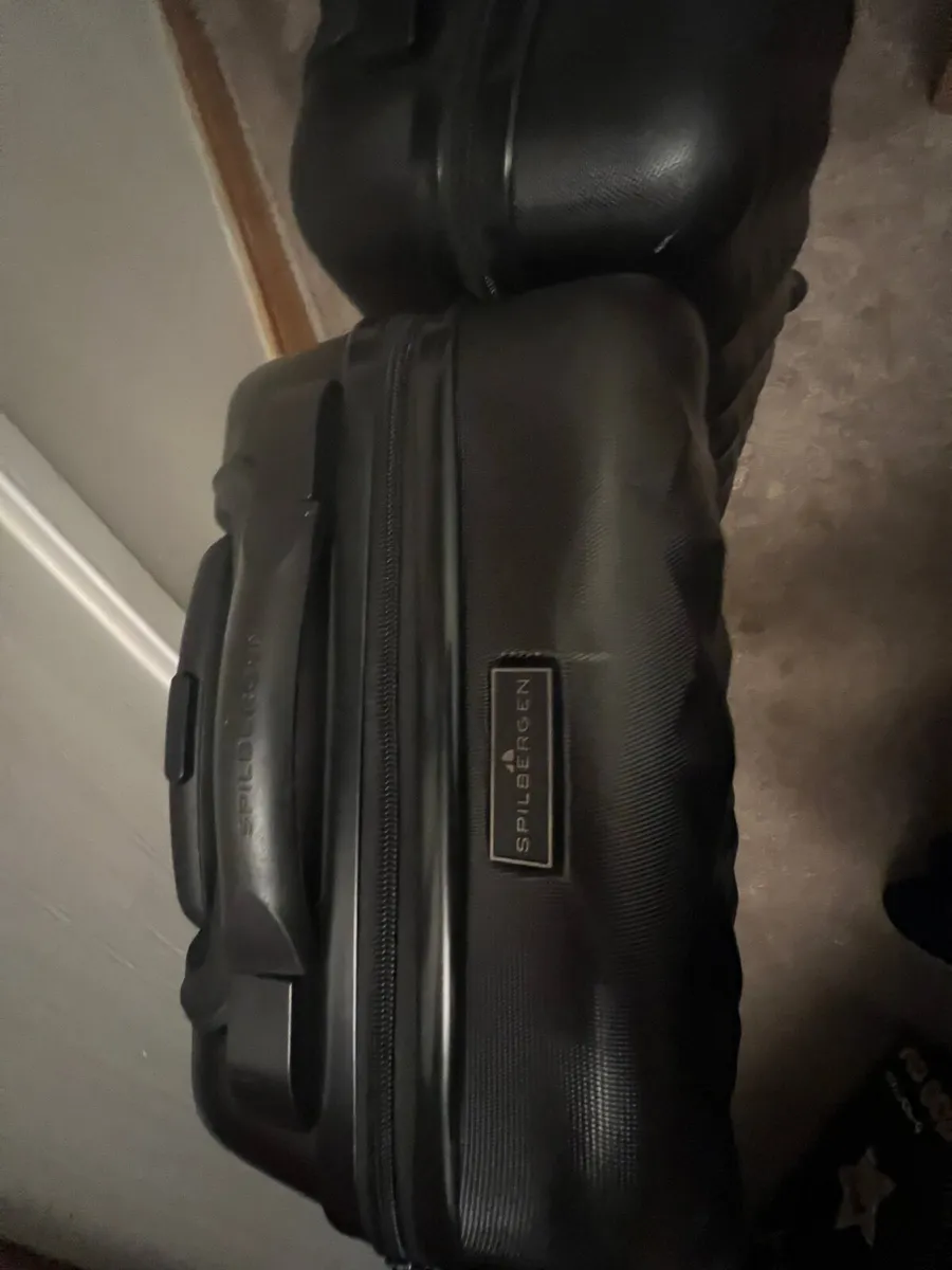 Suit case - Image 3