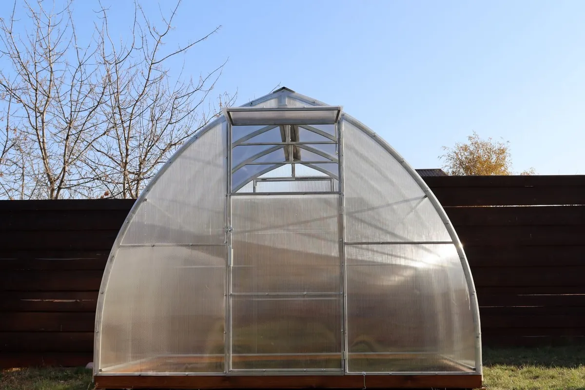 ARROW GREENHOUSE – HEAVY DUTY POINTED DESIGN - Image 2