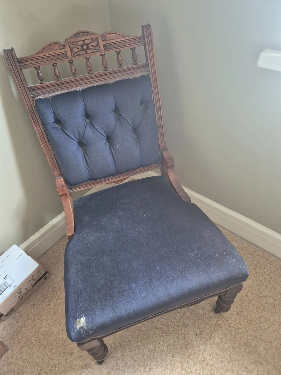 His n her chair, selling as a pair - Image 3