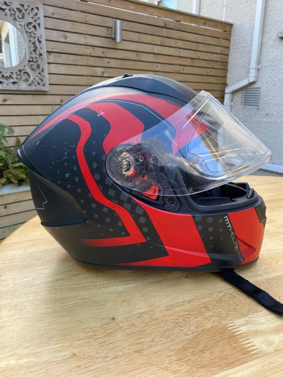 Motorbike Helmet - Image 2