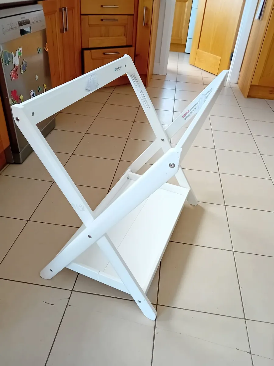 Uppababy bassinet stand - Image 2