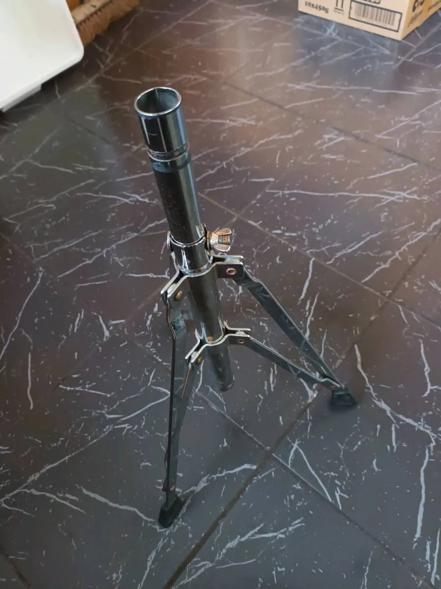 Chrome Tripod Stand - Image 1