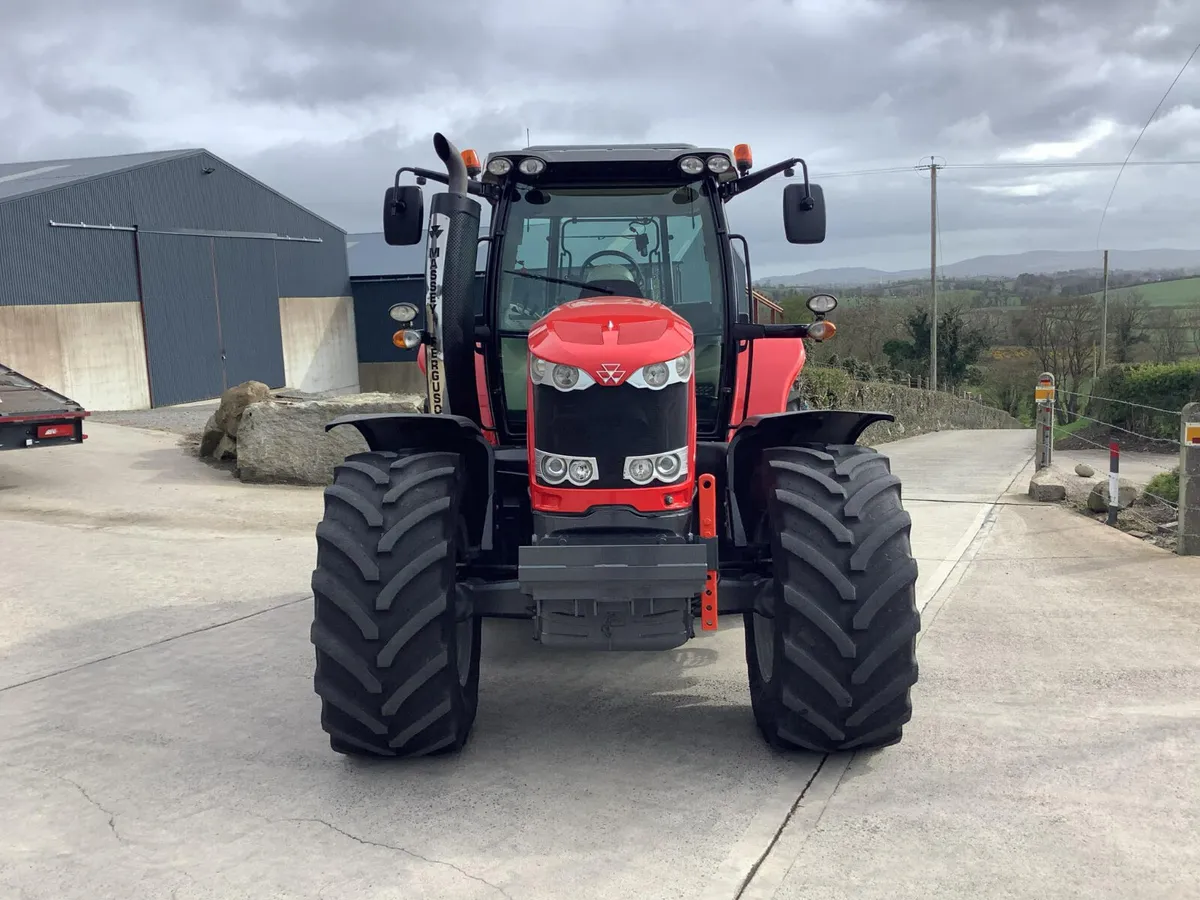 2013 MF 7616 - Image 2