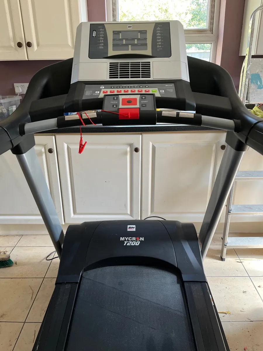 Treadmill - Image 2