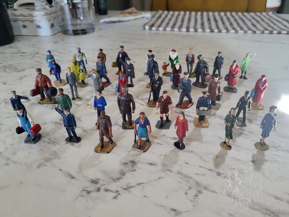 Hornby trains - Image 1