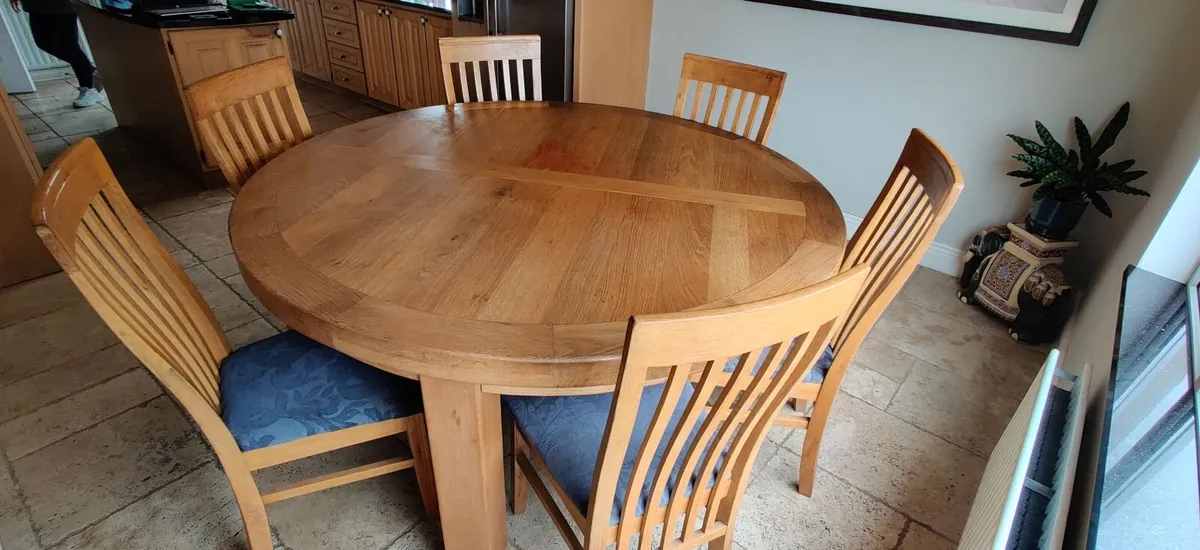 Oak Dining Table and 6 Chairs - Image 1