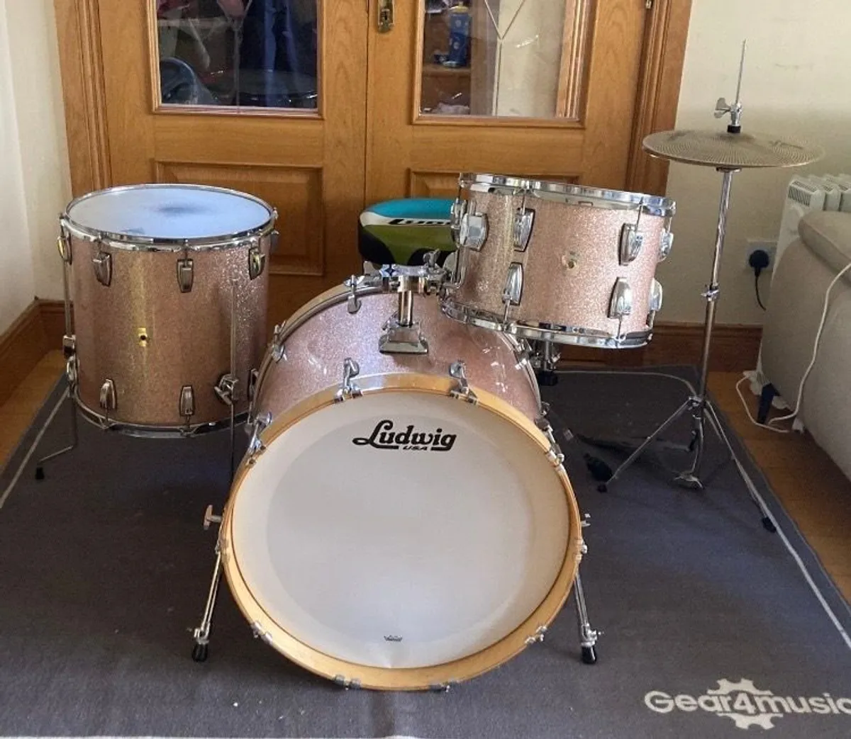 RARE Ludwig Classic Maple Champagne Sparkle Fab Outfit - Image 1
