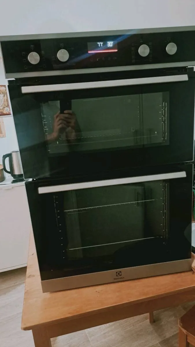 electrolux double oven - Image 1