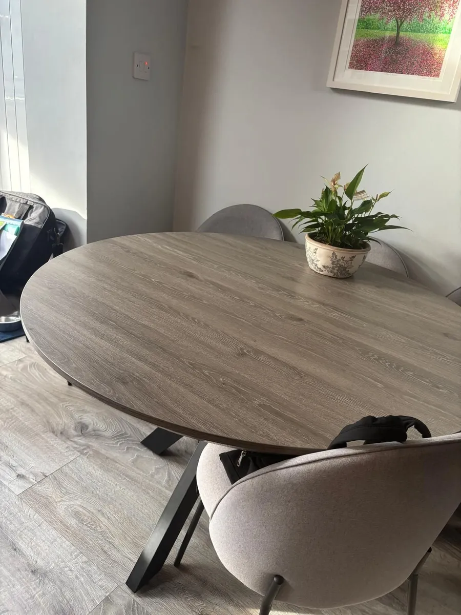 Kitchen table - Image 3