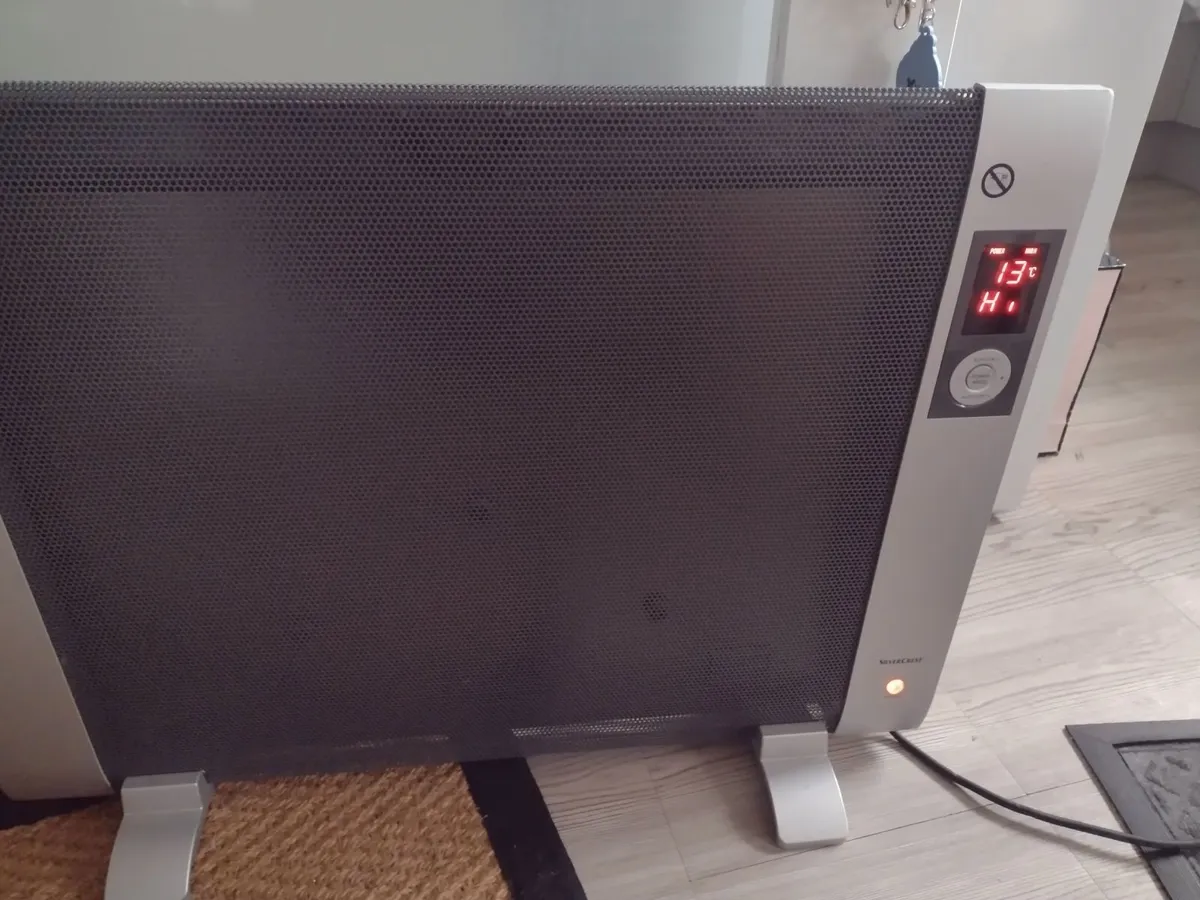 New digital floor standing panel heater - Image 1