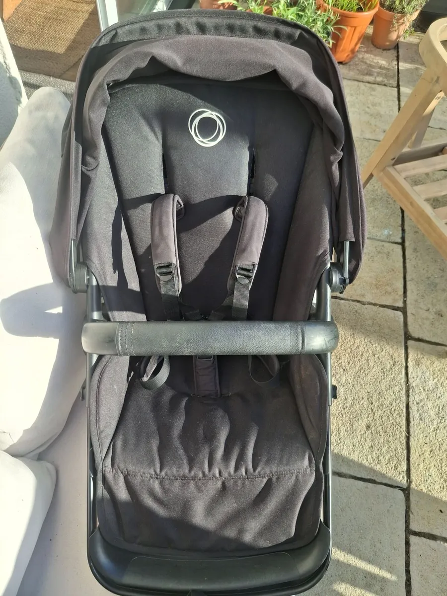 Bugaboo Fox 2 Complete Travel System - Image 3