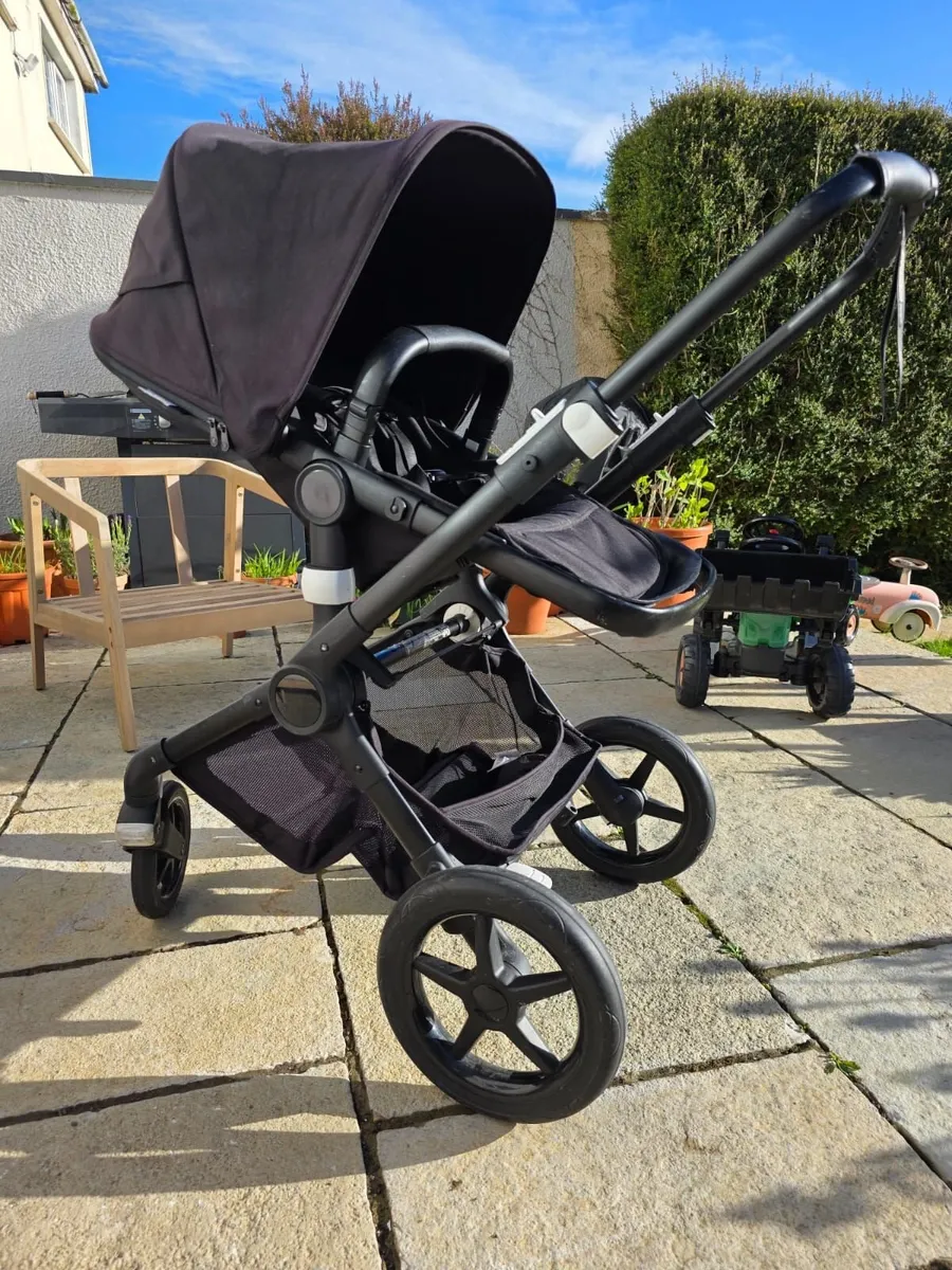 Bugaboo Fox 2 Complete Travel System - Image 1