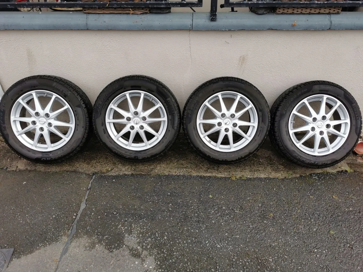 R16 Nissan alloys - Image 1