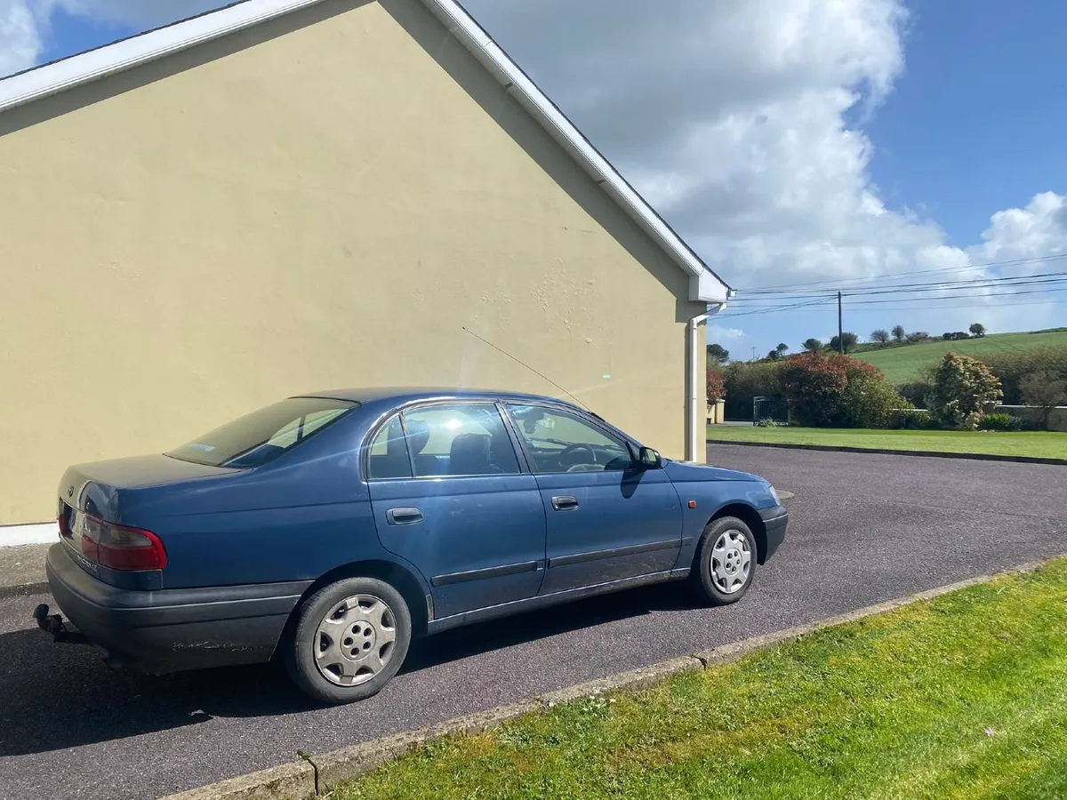 Toyota Carina - Image 3