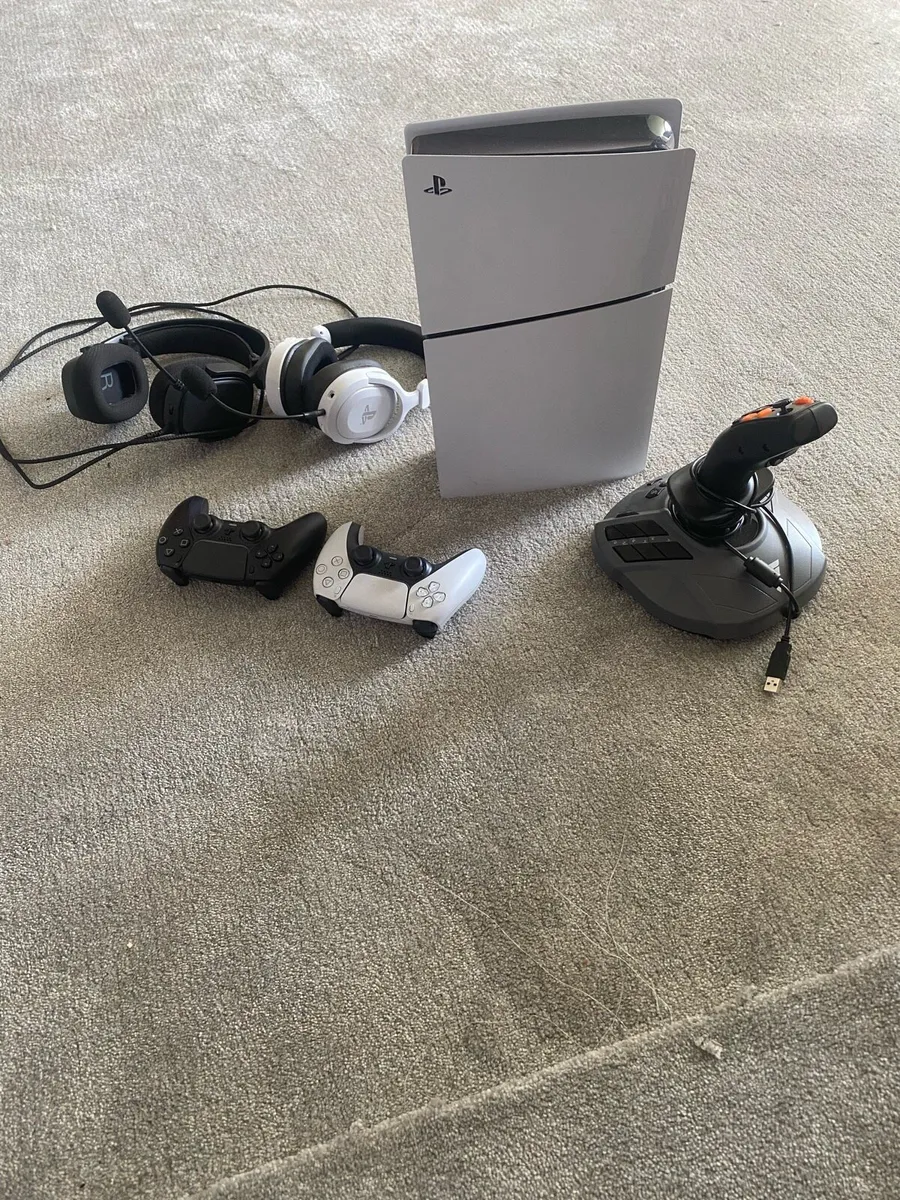 Ps5 gaming bundle - Image 3