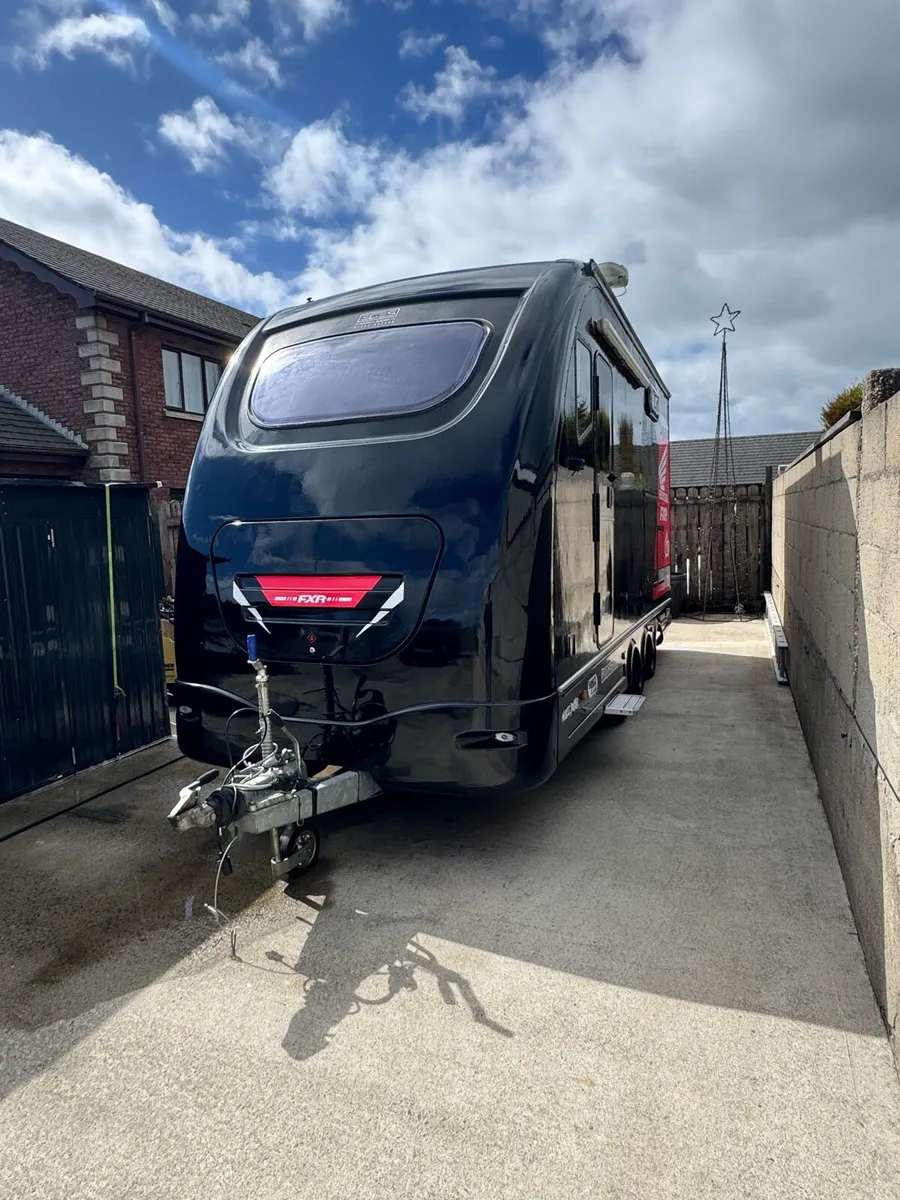 Cyclone 180s race trailer caravan - Image 2